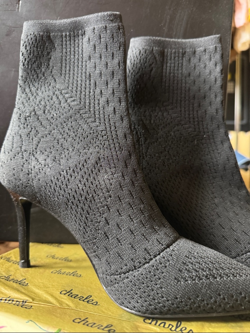 Charles by Charles David // Black Geometric Patterned ankle shoes // like new